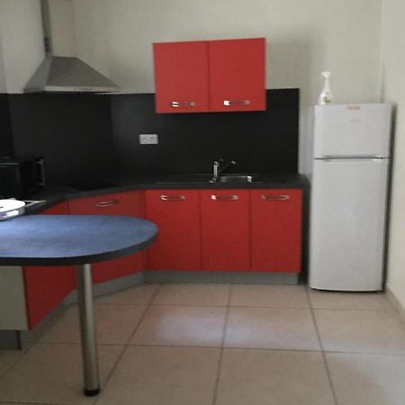 Appartement Calme Centre Ville Historique อุสเซล ภายนอก รูปภาพ